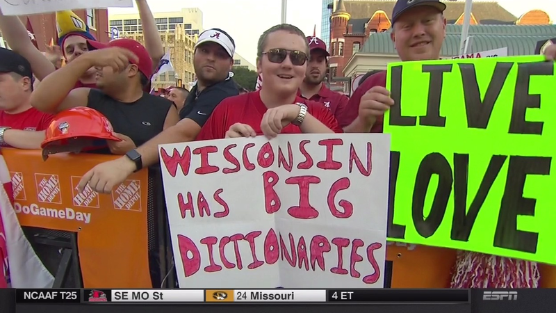 Illustration for article titled Cowherd's Hair: Your College GameDay Sign Roundup